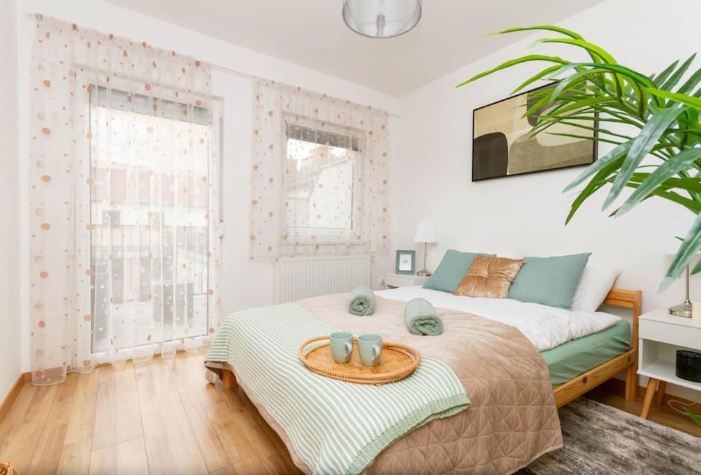 Apartmán Family Lux Lounge In Voeroesmarty Street By Nw Budapešť Exteriér fotografie